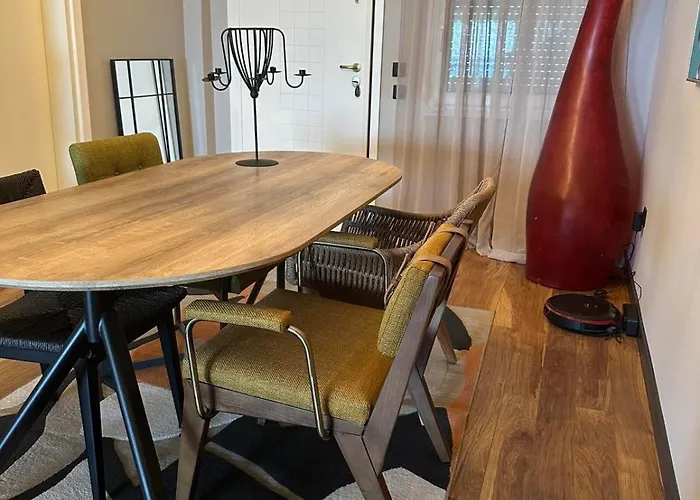 Eleny Apartment *