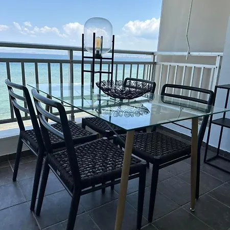 Eleny Apartmán Peraía